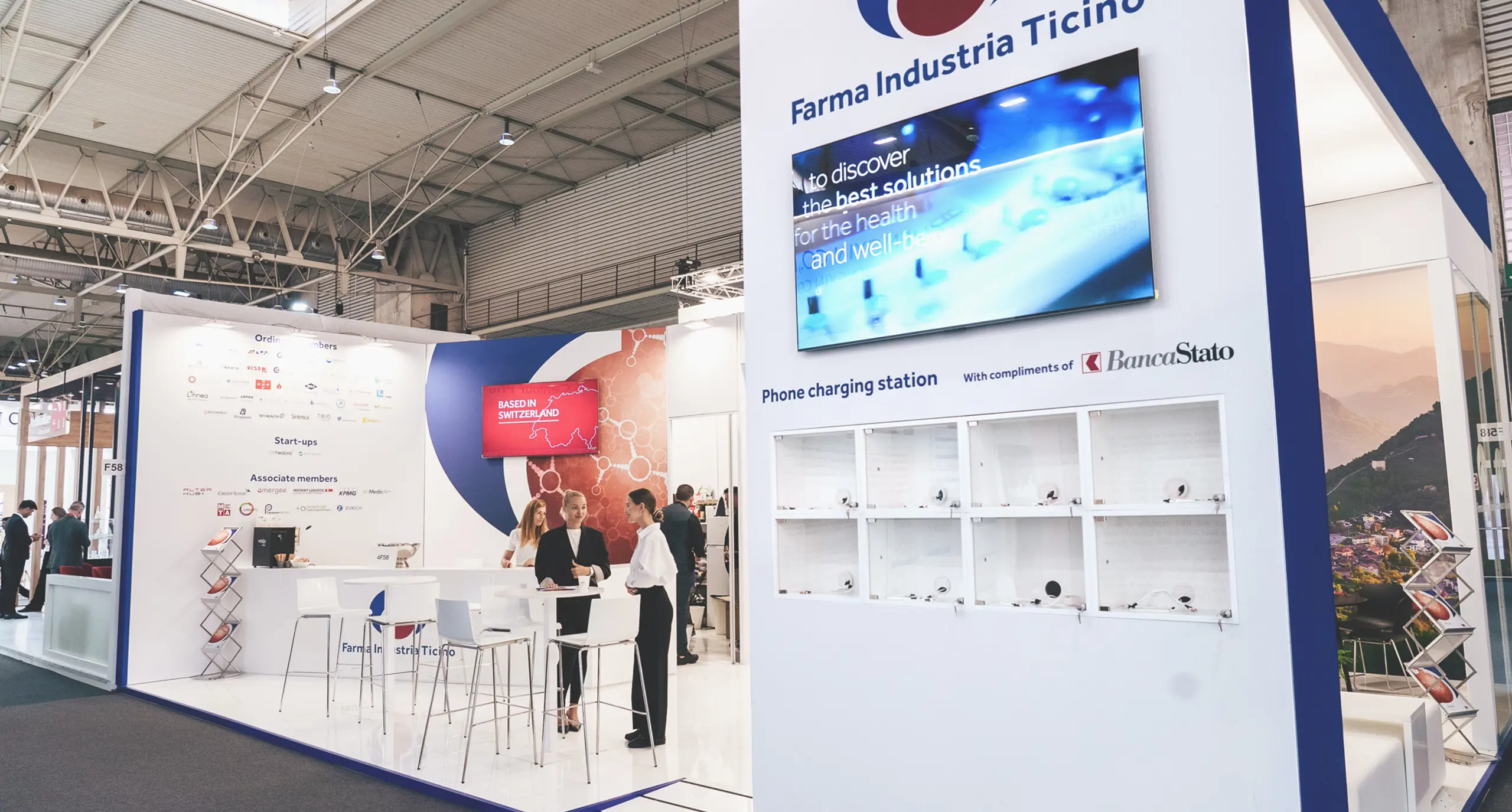 FIT Stand 02
